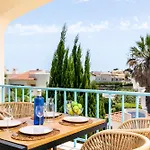 With Large Roof Terrace & Great Views *