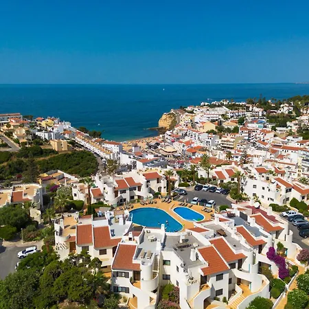 Appartamento With Large Roof Terrace & Great Views